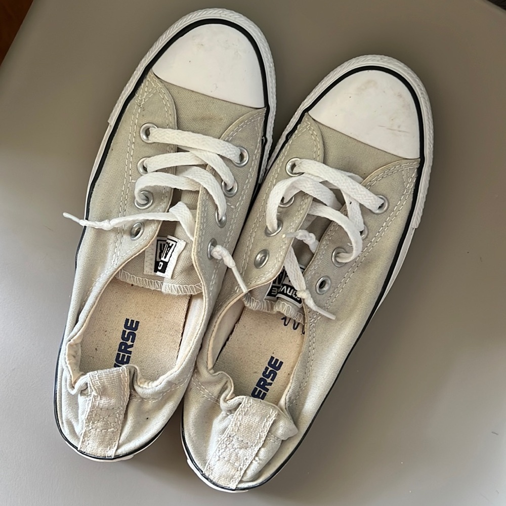 Women’s converse